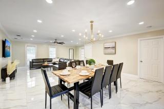 Breathtaking 5BR & 3BA Villa near Hollywood Beach - 3
