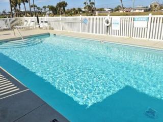 Budget Friendly 2 Bd Condo With $1,000,000 View - Fort Walton Beach - 6