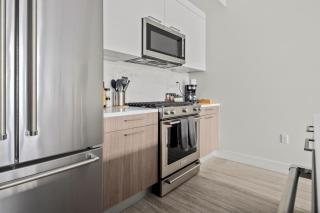 On Cloud 9 - Curated Lifestyle Loft - Zuni Lofts - Denver - 4