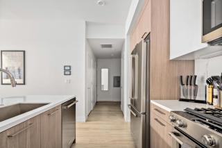 On Cloud 9 - Curated Lifestyle Loft - Zuni Lofts - Denver - 2