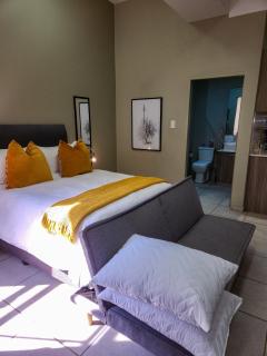 No Loadshedding Fast WiFi Lux Apartment - Johannesburg - 9