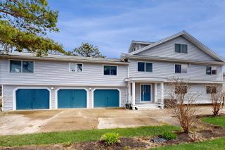 Family Beach Retreat - 4