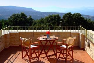 Premium Rethymno Villa 3 Bedrooms Villa Hinaki Private Garden Private Outdoor Pool Bbq Outdoor Sitting And Dining Area Prines - 9