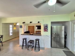 Ruby Villa - Lakes Edge - Palm-Eagle Beach - 4