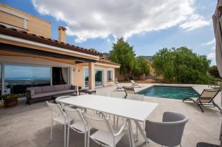 Villa Luxueuse, 2 piscines, spa et salle de sport, 5 chambres, 4 salles de bain - 4