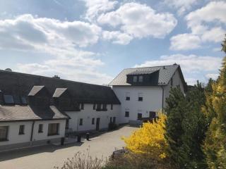 Seniorenfreundliche und barrierefreie Erdgeschosswohnung mit hohem Komfort für drei Personen - Bad Brambach - 8