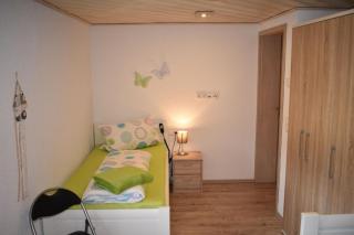 Seniorenfreundliche und barrierefreie Erdgeschosswohnung mit hohem Komfort für drei Personen - Bad Brambach - 3