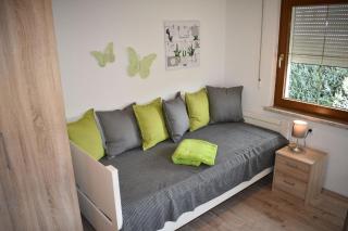 Seniorenfreundliche und barrierefreie Erdgeschosswohnung mit hohem Komfort für drei Personen - Bad Brambach - 0
