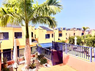 Beach and golf 4 Bedroom Holiday Home - Maspalomas - 1