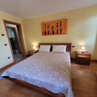 Il Cortiletto Mountain Lake Iseo Hospitality - Costa Volpino - 9
