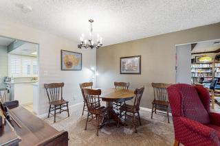 Sunny Delight & Guest House - Glendale - 6