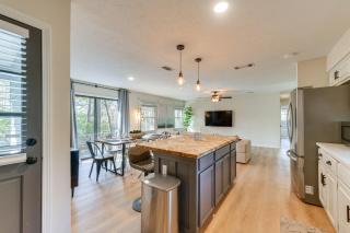 Inviting Columbus Home with Deck 7 Mi to Downtown! - Columbus - 5