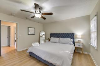 Inviting Columbus Home with Deck 7 Mi to Downtown! - Columbus - 4