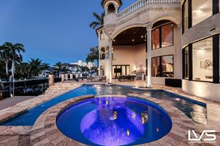 Villa Rhodes Palatial Waterfront Beach Estate - Delray Beach - 9