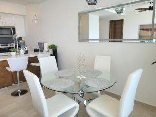 Luxury Beachfront Condo in Rosarito Pool & Jacuzzi - Rosarito - 7