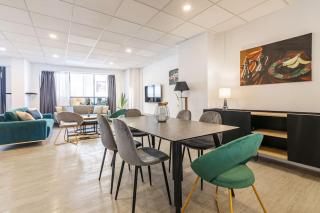 Maricool Minimal Spacious Downtown Loft - Heraklion - 3
