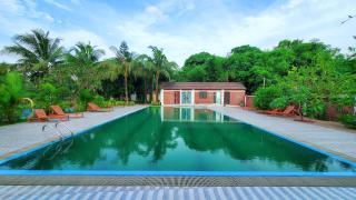 Kokomo Sunset Resort - 3