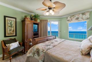 Beachfront Bliss Luxe 3BR Condo at Marisol Complex - 4