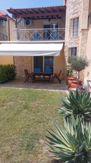 Blue Pastel-cliffside villa, shared pool, wild sandy beach nearby - Nea Potidaea - 1