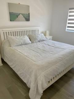 2C Stunning Top Floor Unit, Breathtaking Ocean Views - San Carlos - 5