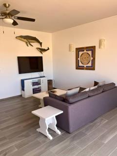 2C Stunning Top Floor Unit, Breathtaking Ocean Views - San Carlos - 1