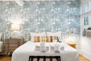 Folliday Inn - The Boattail - Room 15 - Folly Beach - 1