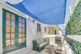 Upscale Los Angeles Retreat with Patio and BBQ Grill! - Los Angeles - 0