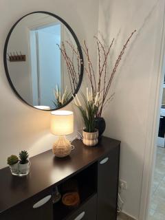 Cozy apartment with big veranda near Athens centre and metro tram - Atene - 7