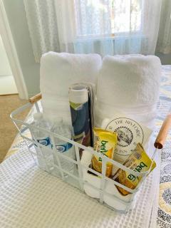 The Mayor's Suite @ The Historic Kanab Inn - 5