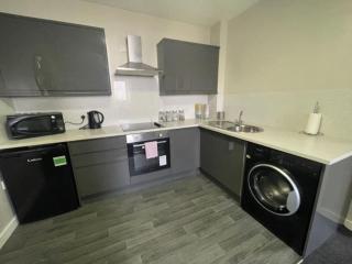 RYAN I AIR I BNB - 102 Mill Street - Free Parking - Liverpool - 4