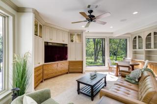 Private 25 Acre Estate w/ Lake: Fish & Canoe! - 4