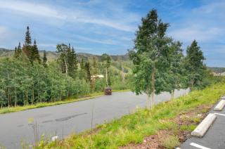 Charming Ski Condominium with Resort Views! - Brian Head - 9