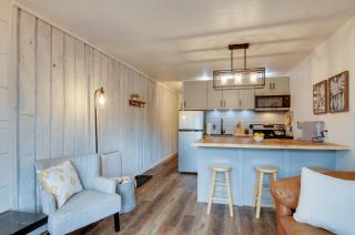 Charming Ski Condominium with Resort Views! - Brian Head - 2