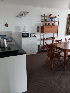 Purple Hen Country Lodge - 8