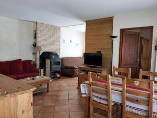 Charmant T3 avec terrasse et jardin exposés plein sud, parking privé, à 5 min des commerces - FR-1-761-7 - Corrençon-en-Vercors - 8