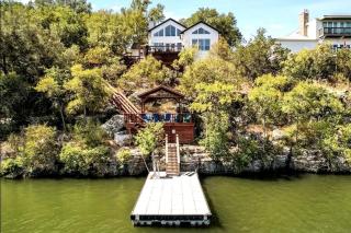A Rare Find! - Bright & Gorgeous Lake Home in Marble Falls - Marble Falls - 9
