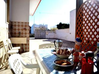 Ureshii holiday home in a two-family structure in San Foca - 8
