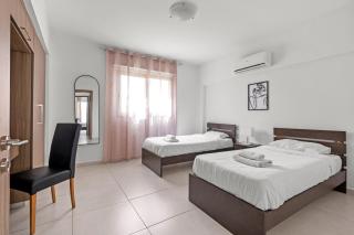Downtown 2 Bedroom Apartment - Larnaca - 7