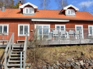 Holiday home HJÄLTEVAD - Hjältevad - 0