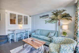 Oceanfront Balcony - Kitchen - Resort Pools and Hot Tubs - Myrtle Beach - 6