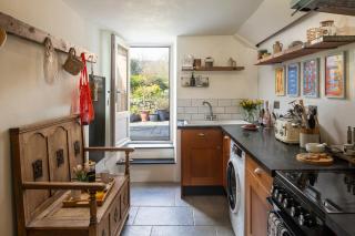 Pen-Y-Bryn Cottage - 2