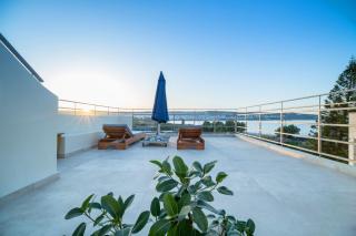 Sophia's Owl Flew Away Maisonette - Sitia - 0
