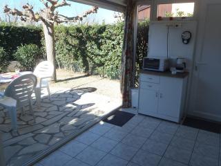 VILLA 3 PCES MEZ 42m2 + TERRASSE 22m2 REF 4028 - Le Castellas - 1