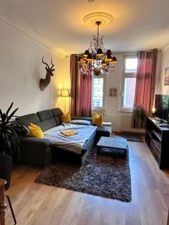 City Altstadt Appartement in unmittelbarer Nähe zu Saale und Marktplatz mit privatem Parkplatz - Halle an der Saale - 1