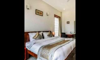 FabHotel The Silken Stay - 0
