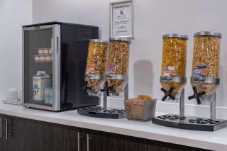 Travelodge Suites by Wyndham Saint John - 3