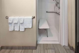 Baymont by Wyndham Copley Akron - Copley - 9