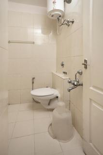 Aishwarya Mystic Apartotel - Bangalore - 1