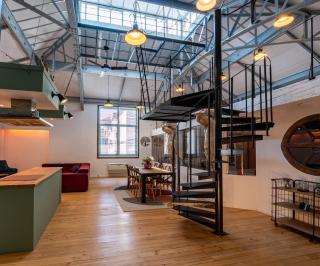 Loft Eiffel unique et atypique, au coeur de ville - 4