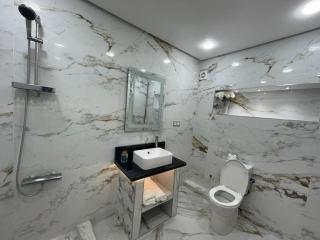 Bel appartement en plein centre - Tangeri - 5
